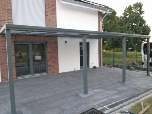 Aluminium-Vordächer mit 16 mm Mehrkammer-Polycarbonat